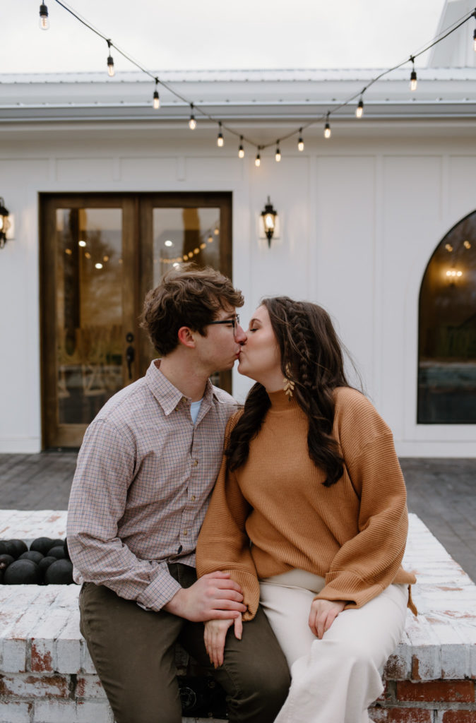 Couple's engagement session posing inspiration.