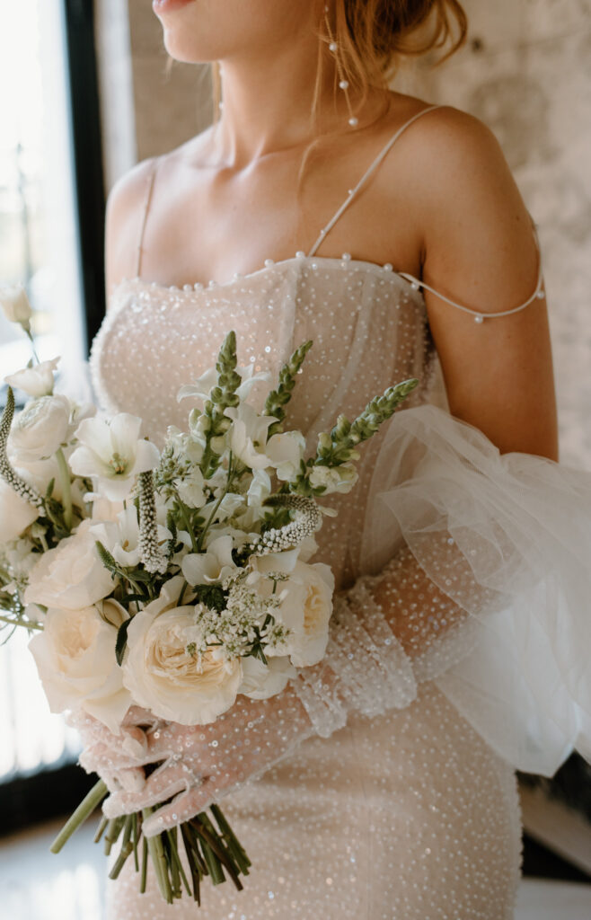 White and green wedding bouquet. Perfect for spring and summer wedding florals.