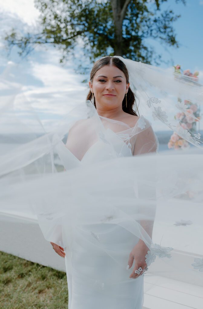 Elegant and modern bridal portraits.