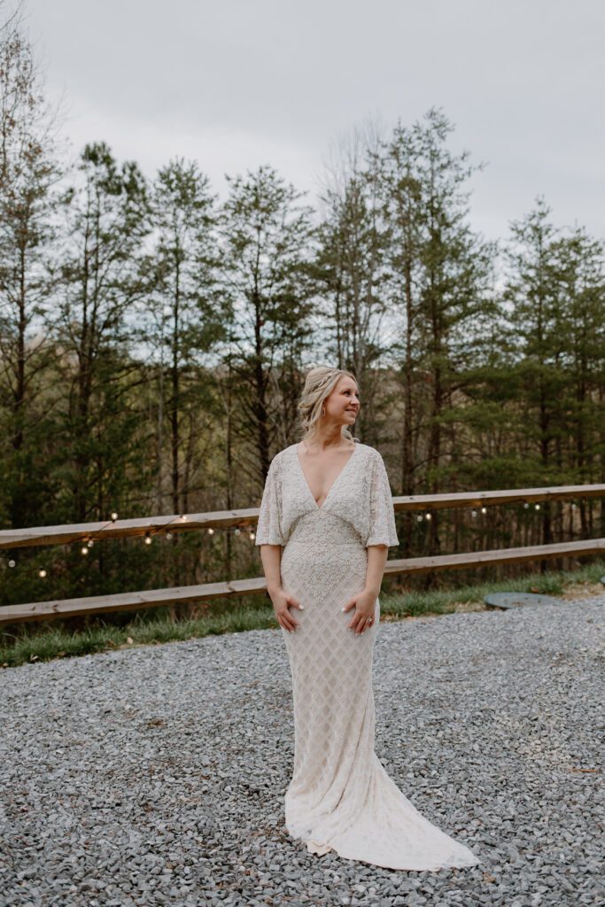 Elopement wedding dress ideas for the classic and minimalist bride.