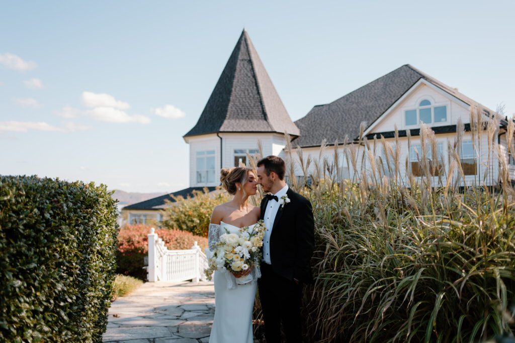 Bride and groom portraits at East Tennessee Wedding Venue, Whitestone Inn.