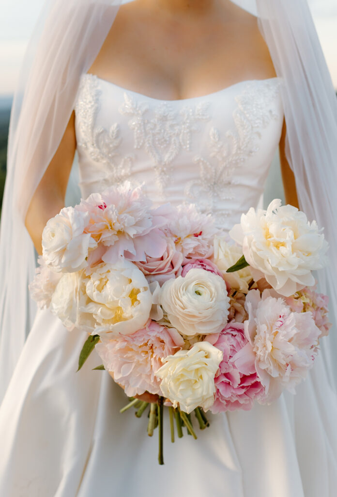 Bridal bouquet for a summer wedding at Tennessee wedding venue, The Loyston.