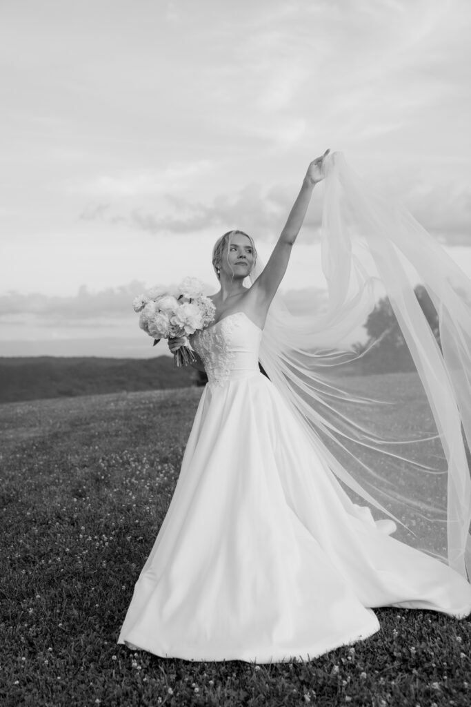 Editorial of the bride at the Loyston wedding venue in Tennessee.