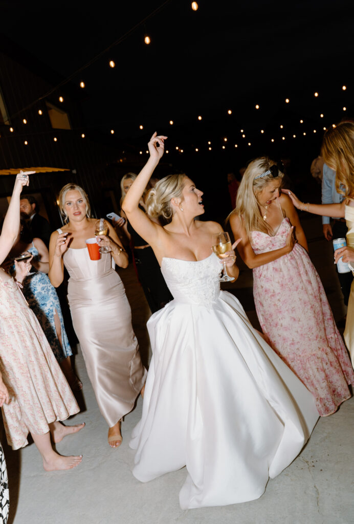 Candid fun reception photos at the Loyston wedding venue in Tennessee.