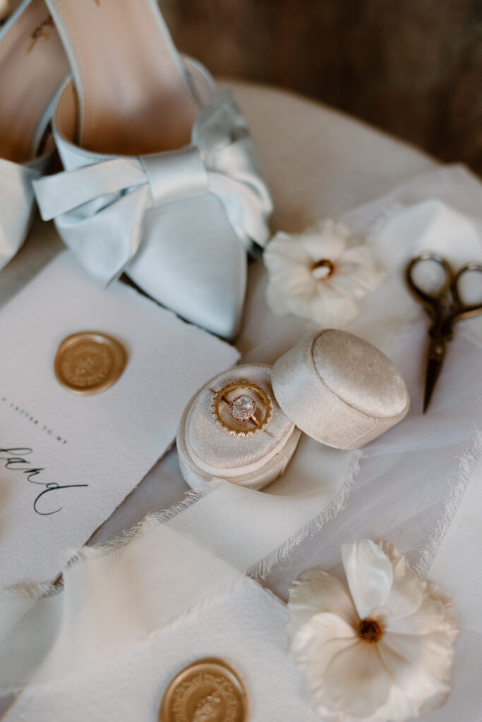 Classic, elegant bridal details captured at Candoro Marble Building.